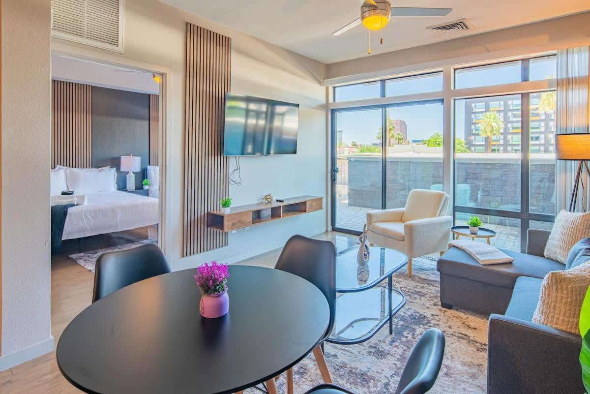 Homey 1bd - Dt Phx - Parking, Gym, Pool - Sleeps 6